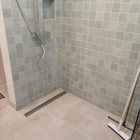 Maison Familiale 4 Piscine 5mn Du Centre Angers