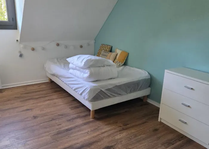 Hébergement de vacances Maison Familiale 4 Piscine 5mn Du Centre *